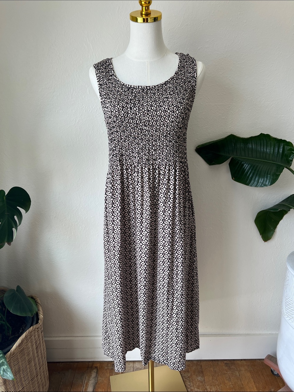 Sleeveless Black & cream and light purple Printed Midi Dress. Smocked top.